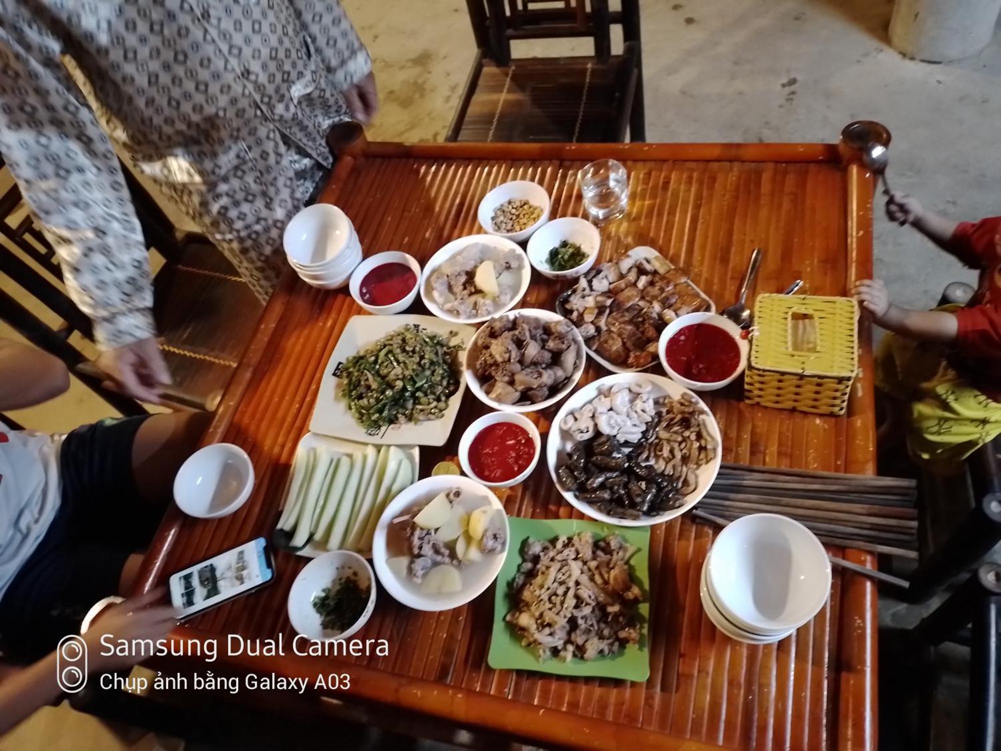 H'mong Eco House Homestay *