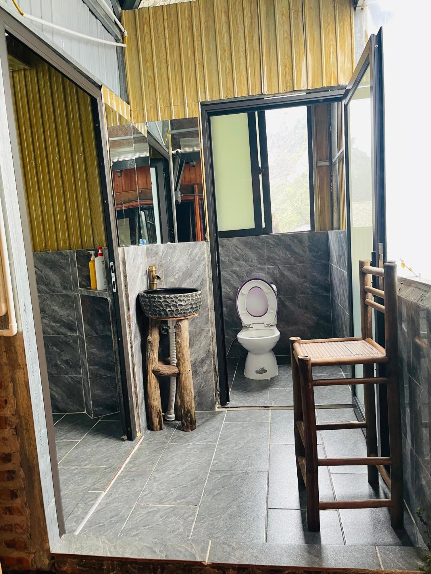 H'mong Eco House Homestay